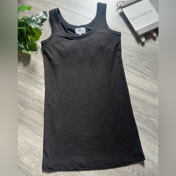 Skivys Femme Black Ribbed Tank Top w Built In Sports Bra Support. Size S - Picture 1 of 12